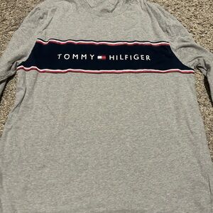Tommy Hilfiger Gray and Navy Long Sleeve Tee